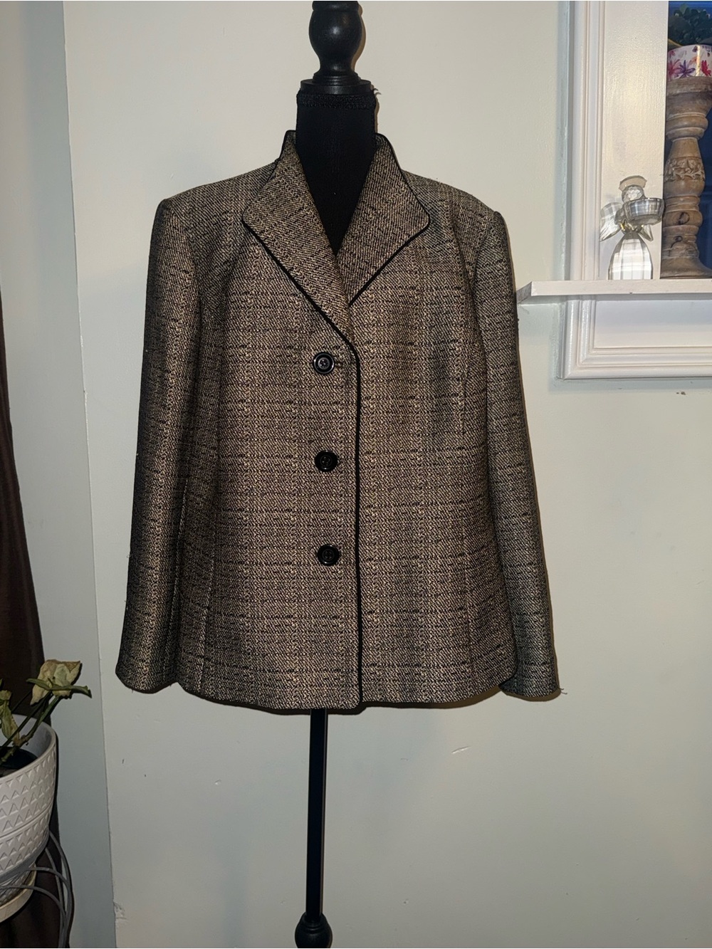Kasper Brown Plaid Three-Button Blazer Jacket
